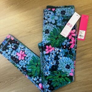 Lilly Pulitzer girls SPF 50 leggings. New with tags. Size L 8-10